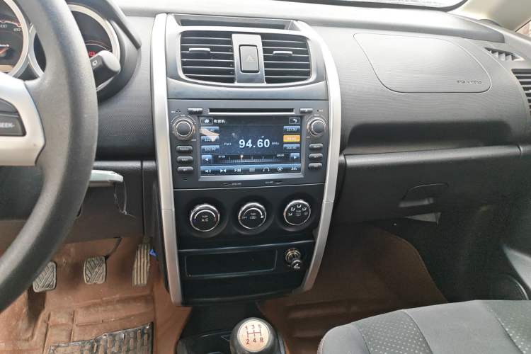 Used Changan CX20 2014 1.4L Manual Sport Edition China V Standard