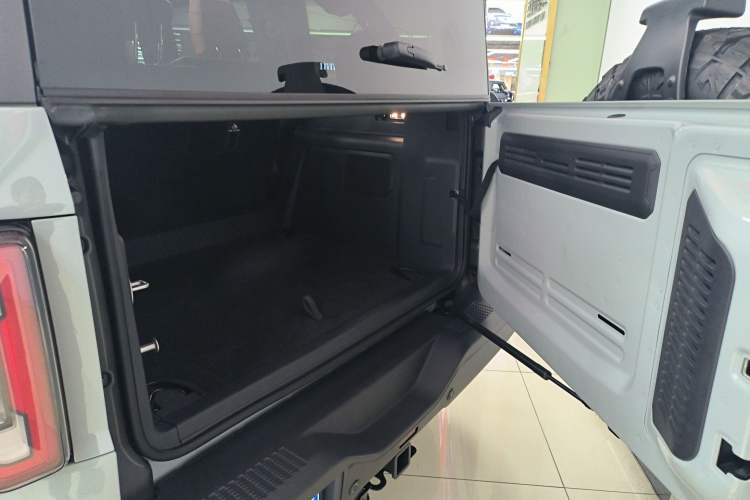 Used Ford Bronco 2024 2.3T Long Beach Big-Foot Off-Road Version
