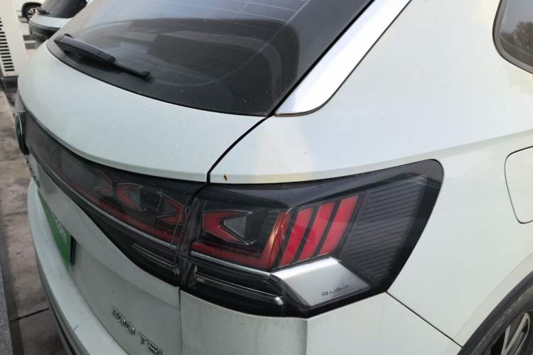 Used Volkswagen Tayron 2023 300TSI Two-Wheel-Drive Luxury Plus Advanced Edition
