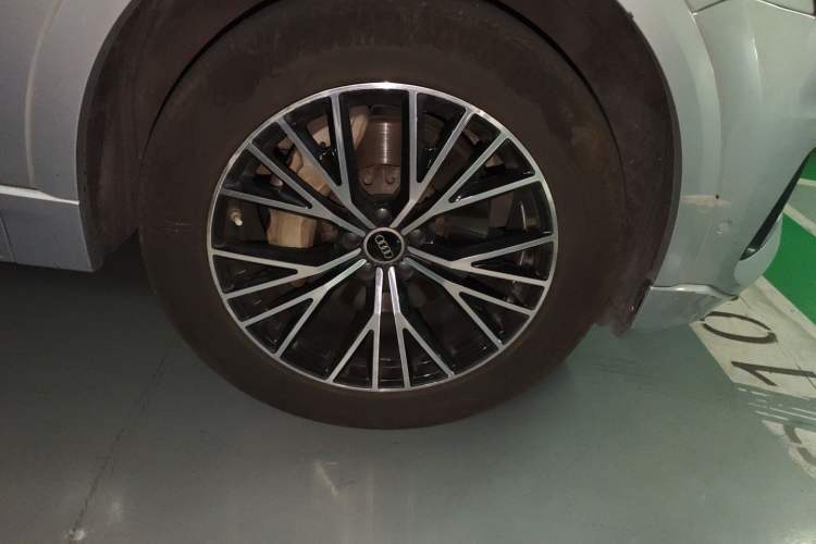 Used Audi Q8 2019 45 TFSI Luxury Prestige Edition Exterior 7