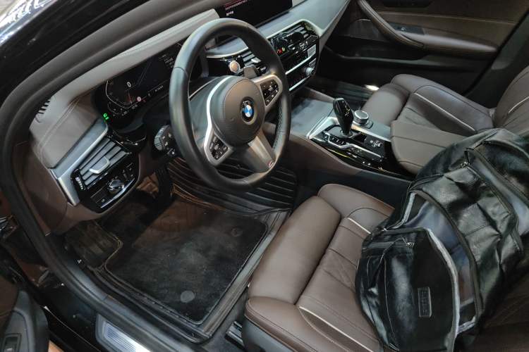 Used BMW 5 Series 2022 Second Facelift 530Li Luxury Version M Sport Package