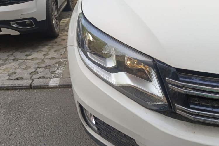 Used Volkswagen Tiguan 2016 280TSI Automatic Two-Wheel-Drive Silk Road Style Edition
