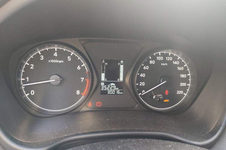 Used Hyundai Verna (older generation) 2017 1.4L Manual Huancailian Connected Version China V Standard