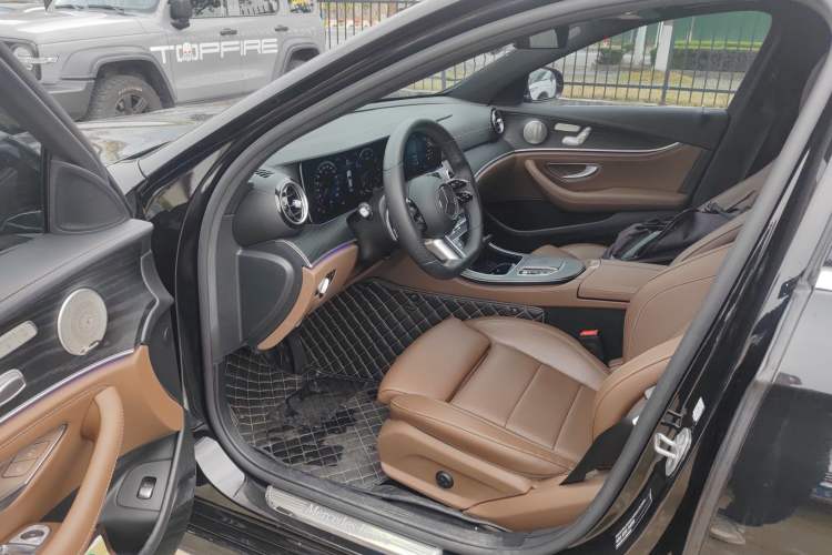 Used Mercedes-Benz E-Class 2022 Second Facelift E 300 L Sport Luxury Edition
