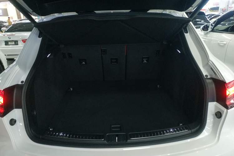 Used Porsche Macan 2022 Macan 2.0T
