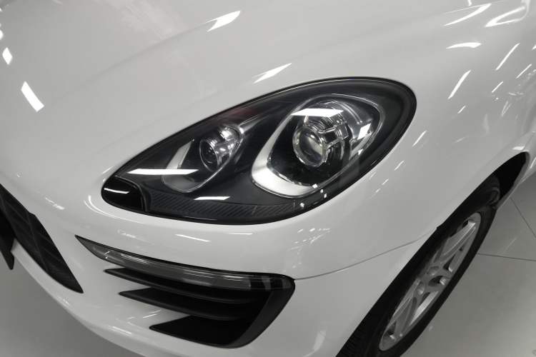 Used Porsche Macan 2017 Macan 2.0T Left Front Headlight