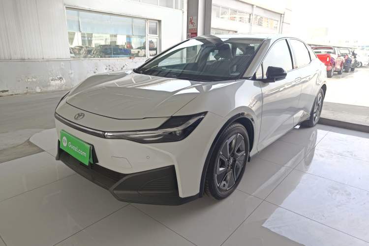 Used Toyota bZ3 2024 517 km Elite PRO