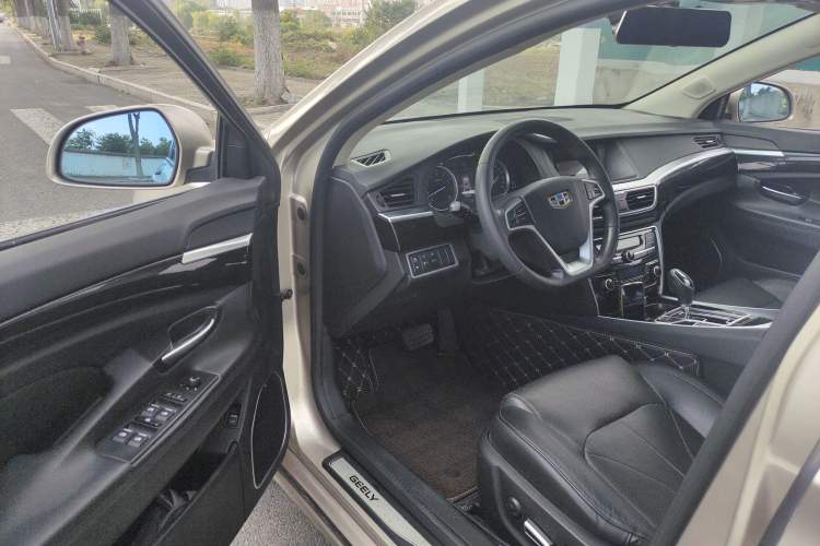 Used Geely Auto Emgrand GT 2015 2.4L Comfort Model
