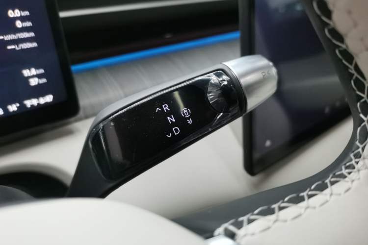 Used XPeng X9 2026 Model—Range-Extended Version 1602 Ultra