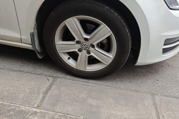 Used Volkswagen Golf 2017 230TSI Automatic Comfort Edition – Celebrating Milestone of One Million Units