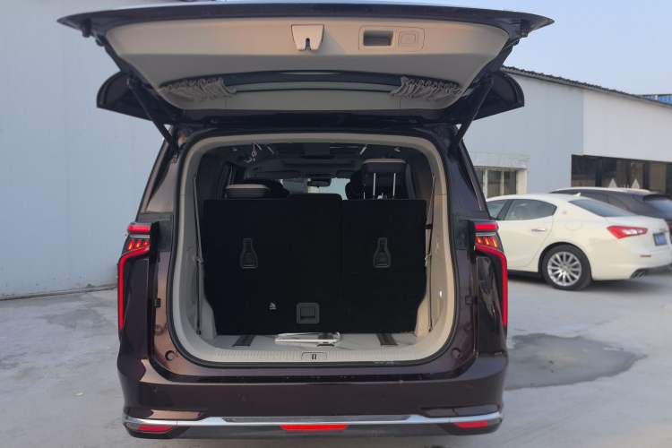 Used SAIC MAXUS G90 2022 2.0T Galaxy Seven-Seater Version