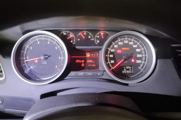 Used Peugeot 508 2013 2.0L 2nd Anniversary Edition with Automatic Sunroof – Classic Version