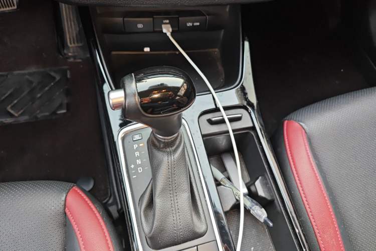 Used Kia K3 (Kai Shen) 2017 1.6T Automatic GLS Gear Lever