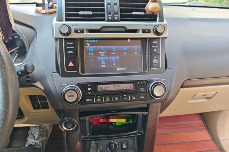 Used Toyota Prado 2016 3.5L Automatic TX-L Audio And AC Panel