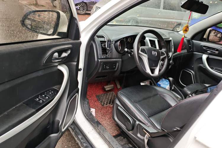 Used Changan CS35 2016 1.6L Automatic Luxury Model China V Standard