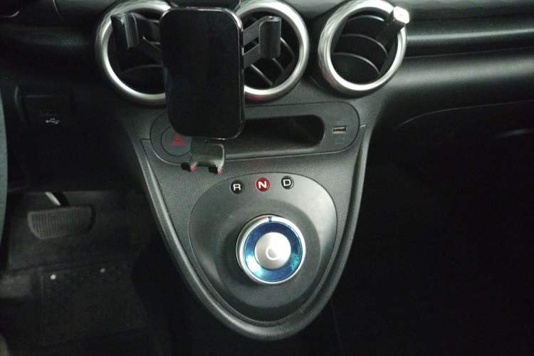 Used ORA Black Cat 2021 351 km Luxury Version Gear Lever