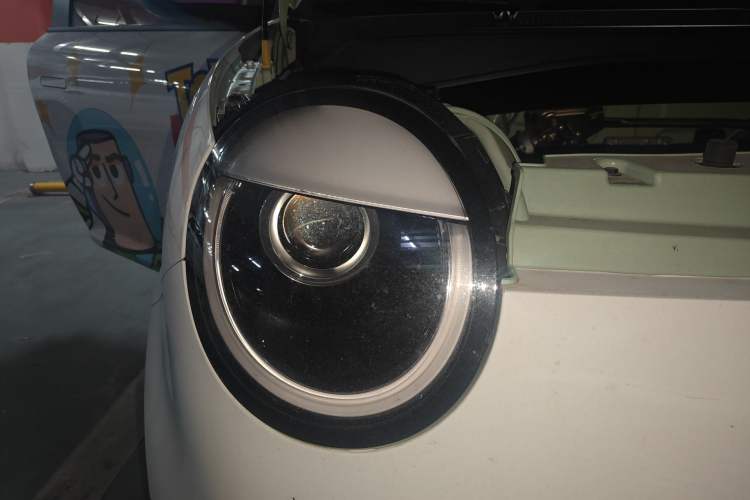 Used CHANGAN NEVO Lumin 2025 301km Honey Dew Edition Right Front Headlight