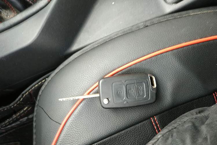 Used Geely Auto GX7 2015 Classic Edition 1.8L Manual Urban Model China IV
