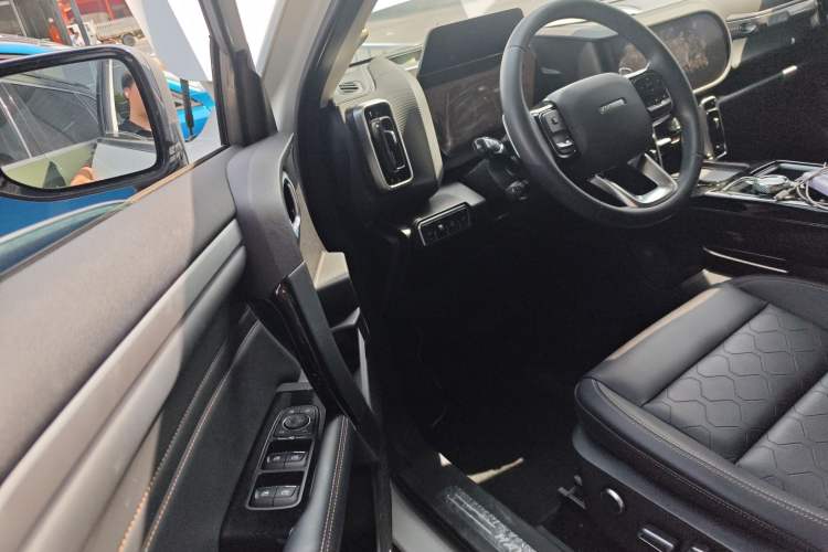 Used Haval DARGO 2022 1.5T DCT Two-Wheel Drive Mastiff Pursuit Edition Driver Seat