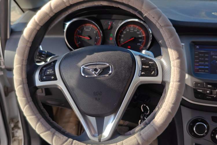 Used Cowin C3R 2015 1.5L AMT Gold Diamond Edition