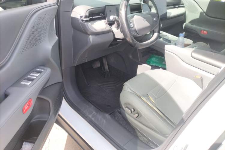 Used XPeng G6 2025 725 Ultra-Long Range Max Flagship Edition