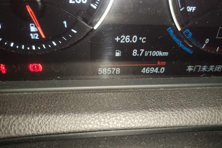 Used BMW 1 Series 2018 120i M Sport Package Odometer Close Up