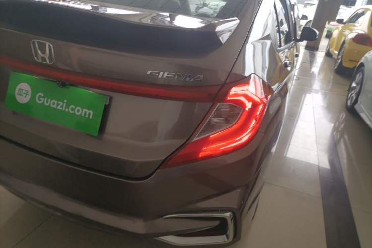 Used Honda Gienia 2017 1.5L CVT Comfort Version
