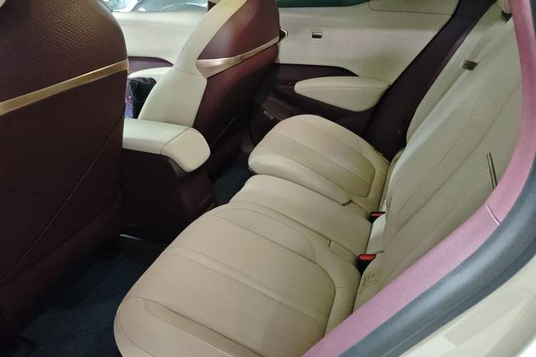 Used Zeekr X 2025 Four-Seater Rear-Drive Cube Version
