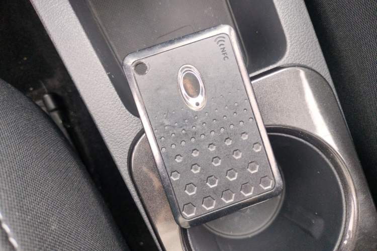 Used ORA iQ 2018 High-Range Version Smart Connectivity Model
