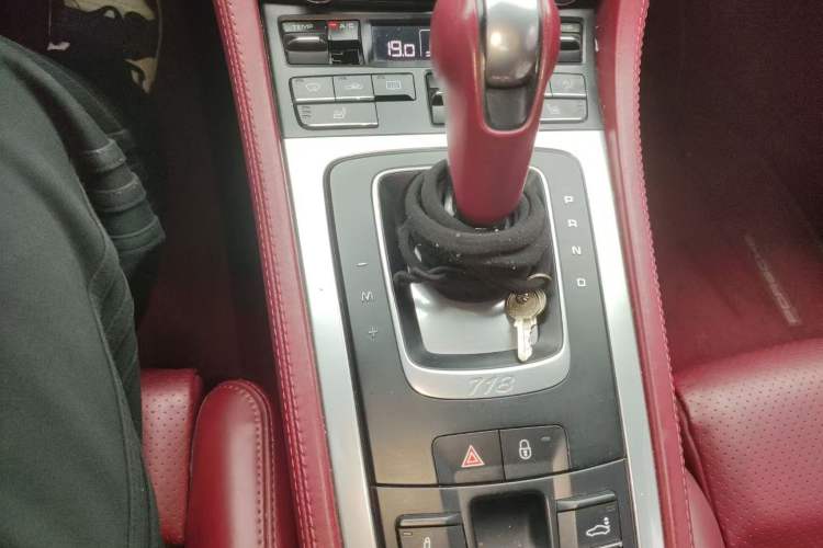 Used Porsche 718 2016 Boxster 2.0T
