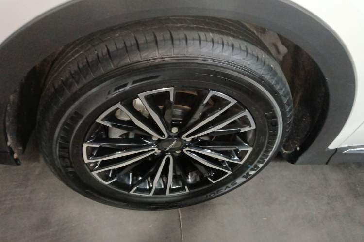 Used JETOUR X70 PLUS 2023 1.5T Manual Self-Reliant 7-Seater