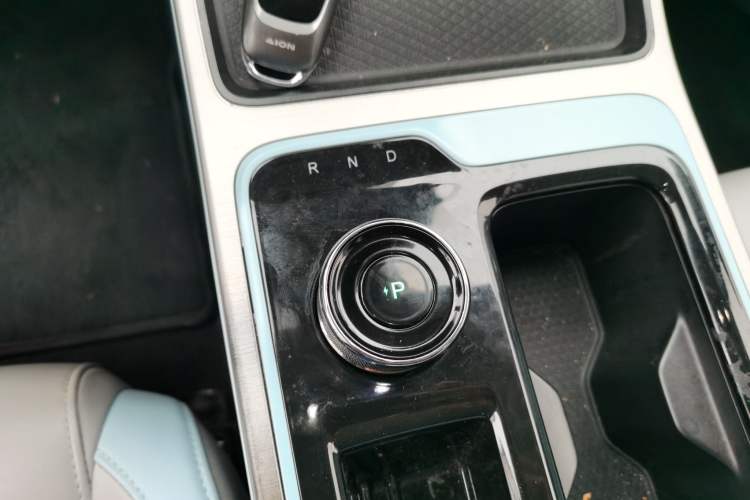 Used AION Y 2022 70 Tech Edition Lithium Iron Phosphate
