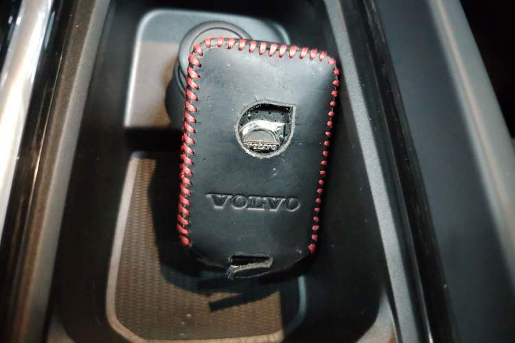 Used Volvo XC60 2018 T5 4x4 Smart & Sporty Edition