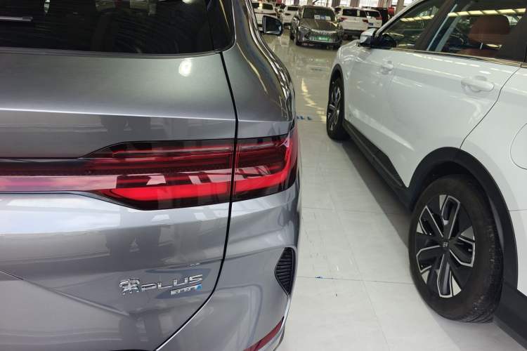 Used BYD Song PLUS New Energy 2025 DM-i Smart Drive 112KM Prestige Model
