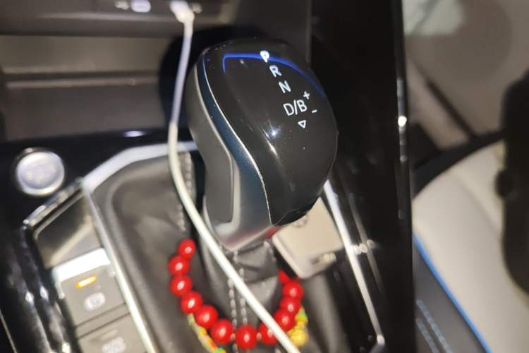 Used Volkswagen Tayron GTE Plug-in Hybrid 2023 280TSI Luxury Plus Advanced Edition Gear Lever