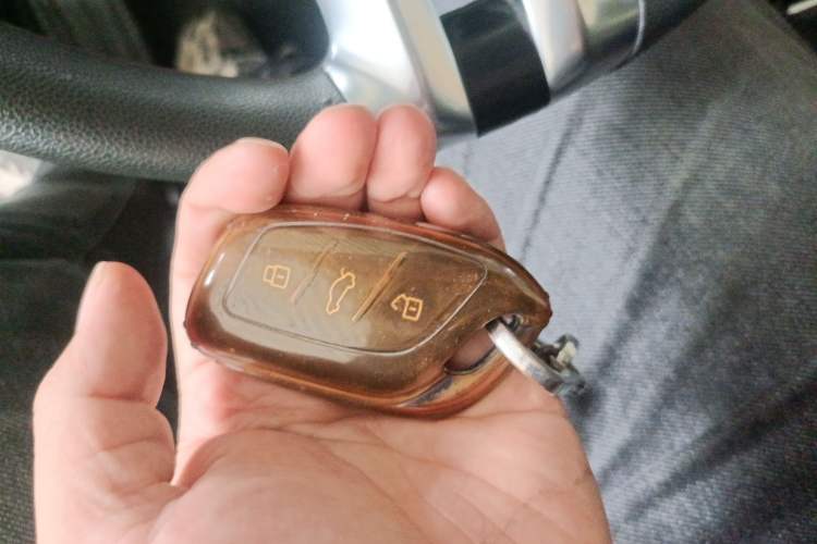 Used Roewe i5 2020 1.5L Manual 4G Connect Leehao Flagship Edition
