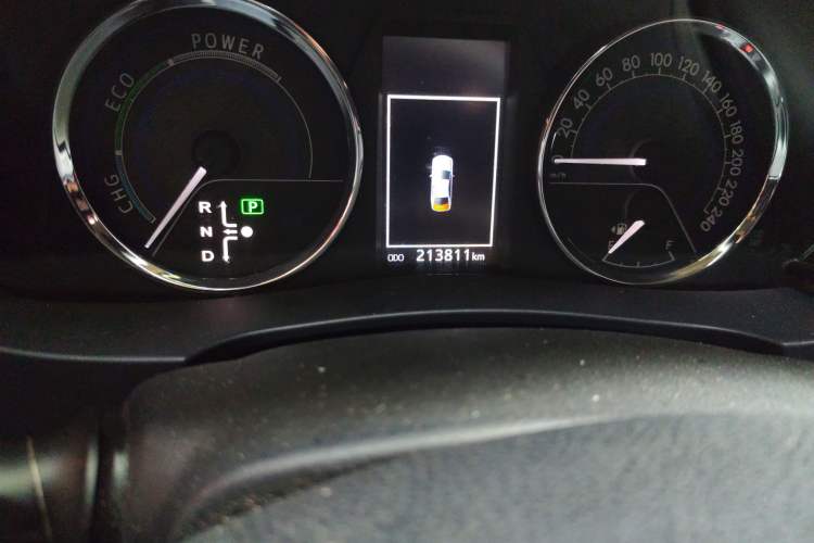 Used Toyota Corolla 2016 Dual-Engine 1.8L E-CVT Pioneer Edition