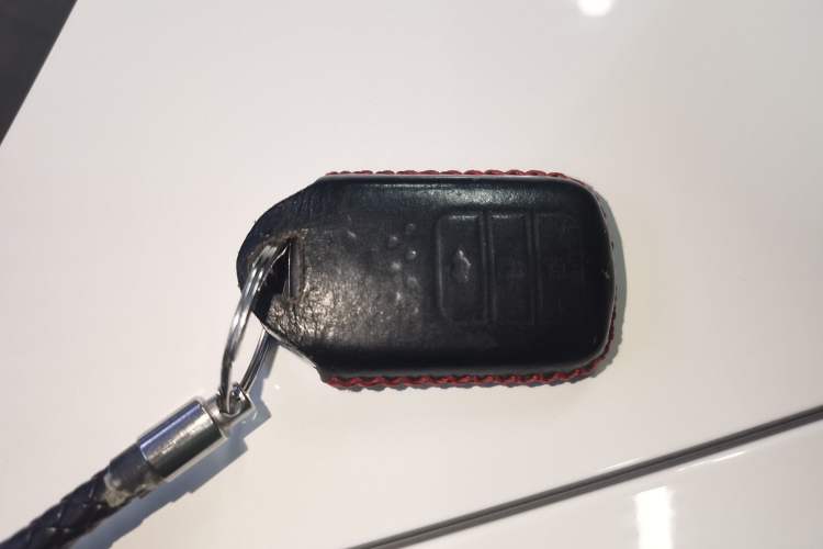 Used Honda Crider 2016 1.8L CVT Luxury Edition Vehicle Key