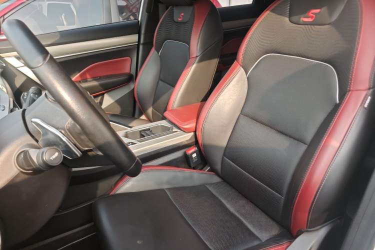 Used Geely Auto Coolray 2019 Sport Version 260T DCT Battle China VI Standard Left Front Seat