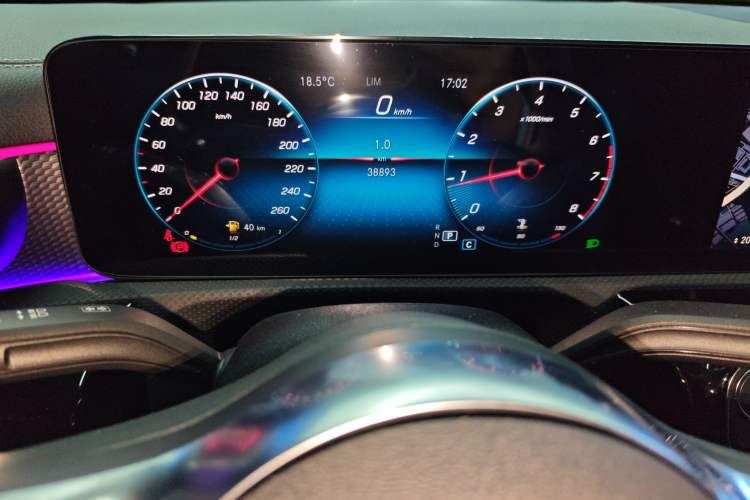 Used Mercedes-Benz A-Class 2021 A 200 L Sport Sedan Fashion Model
