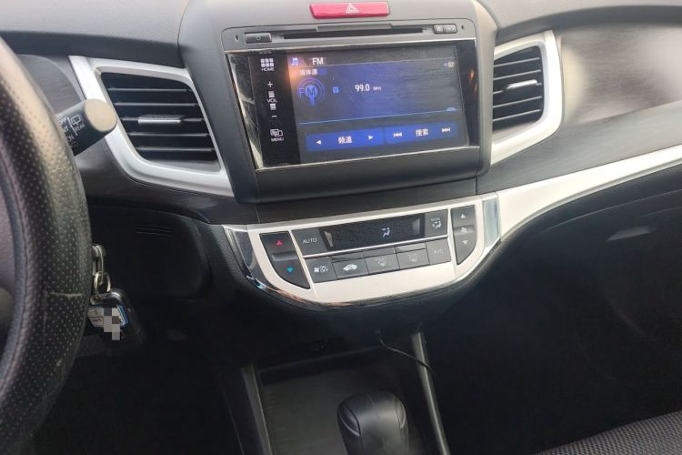 Used Honda Jade 2013 1.8L automatic Comfort version 5 seats Audio And AC Panel