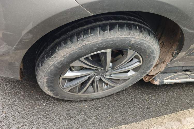 Used Geely Auto Vision X6 2020 1.4T CVT Luxury Edition Left Front Wheel Hub