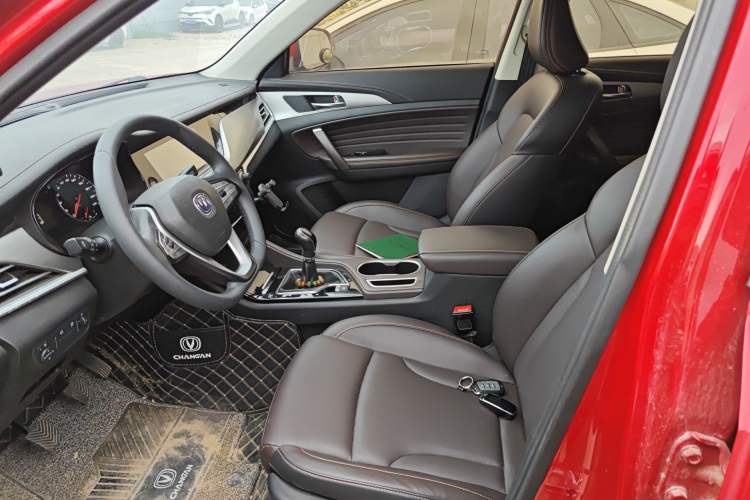 Used CHANGAN CS35PLUS 2018 1.6L Manual Cool Edition China V Standard Left Front Seat