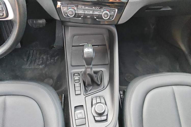 Used BMW X1 2016 sDrive18Li Premium Edition