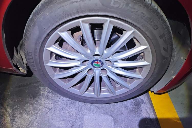 Used Alfa Romeo Giulia 2017 2.0T 200HP Elite Edition