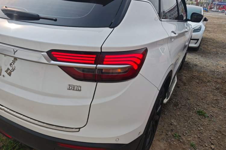 Used Geely Auto Coolray 2019 Sport Version 260T DCT Battle China VI Standard Exterior 3