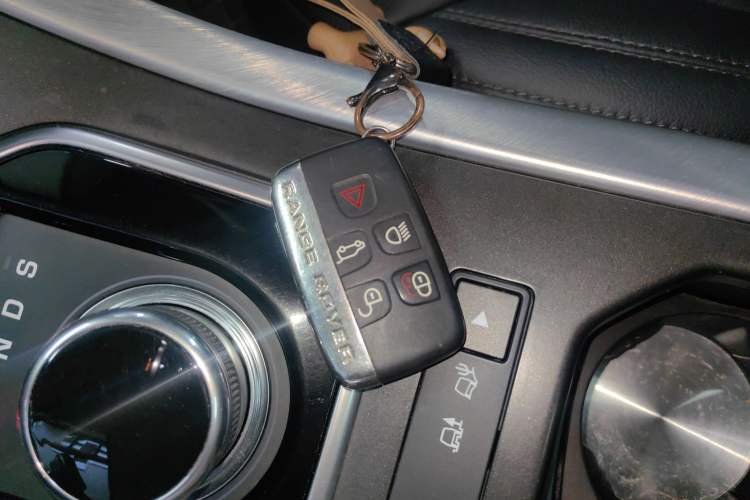 Used Land Rover Range Rover Evoque 2017 2.0T SE Smart Glow Edition