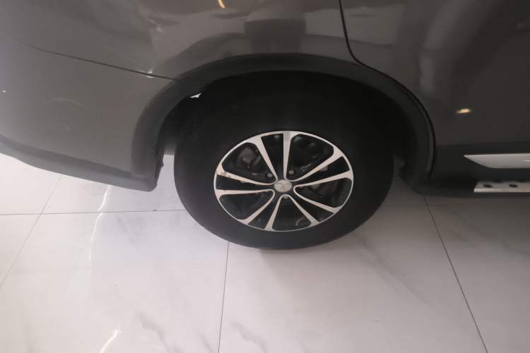 Used Mitsubishi Outlander 2016 2.0L Two-Wheel Drive Comfort Edition 5 Seats
