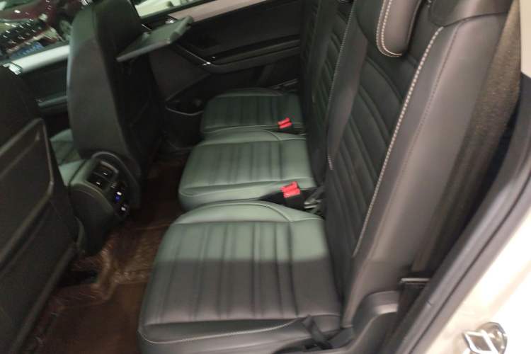 Used Volkswagen Touran 2021 Touran L 280TSI DSG Comfort Edition 7 Seats