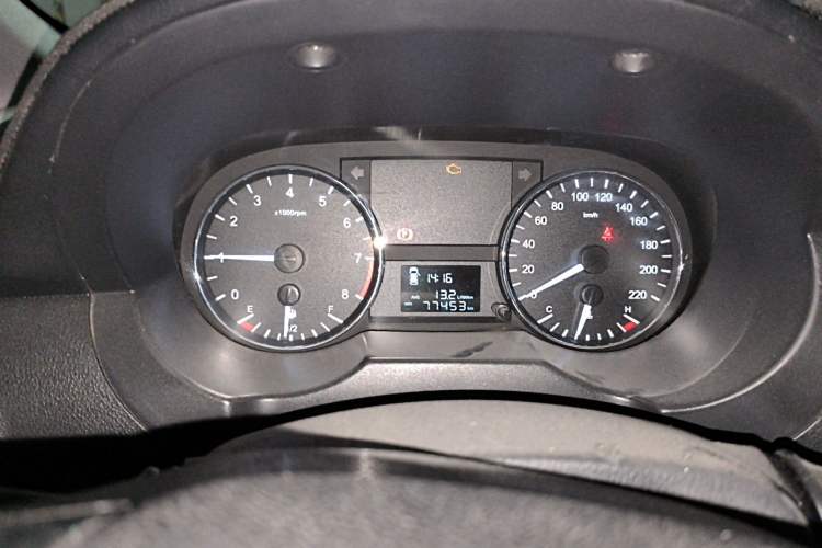 Used JAC Refine M3 2018 IKEA Edition 1.6L Luxury Smart Model